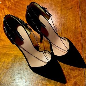 Stunning Giorgio Armani D’Orsay Stilettos